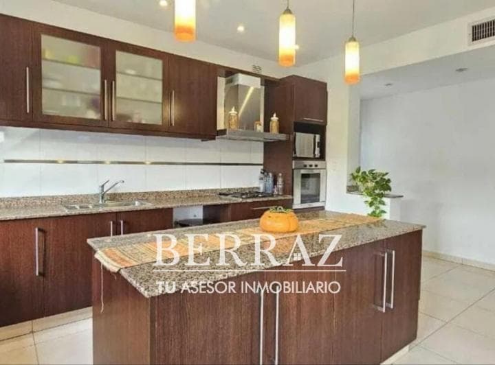 Casa Venta 7 Ambientes en San Francisco Villanueva Lote de 930 m² - 5