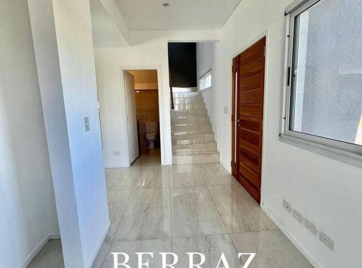 Casa Venta Lagoon Lote de 500 m² Pilar - 3