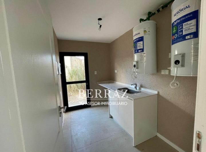 Casa Venta 5 Ambientes a La Laguna en San Sebastián Area 10 Escobar Lote de 820 m² - 5