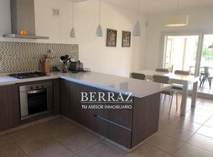 Casa Venta 6 Ambientes en Santa Guadalupe Pilar del Este 719 m² - 5