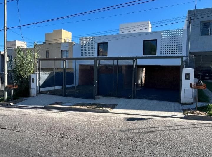 Duplex en Venta | a Estrenar | Lomas del Château | 3 Dorm. | Frente a Plaza - 3