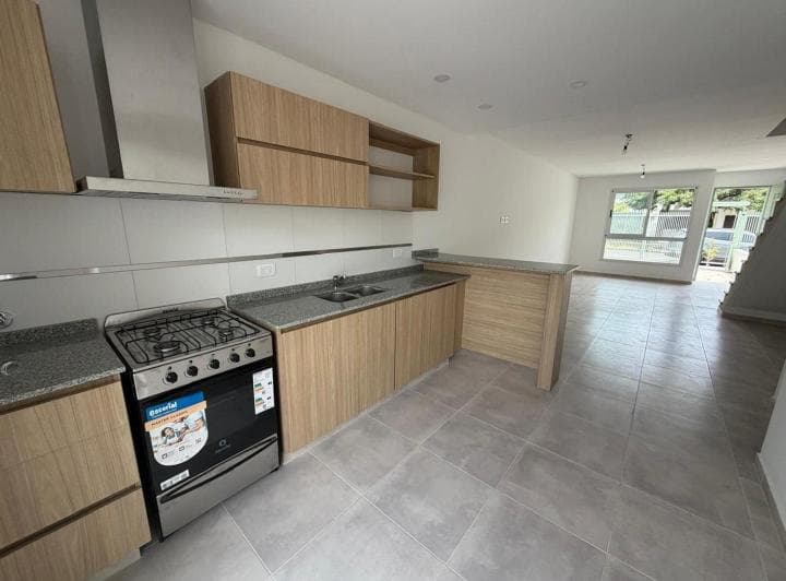 Duplex Tres Ambientes, a Estrenar, en Venta. Ituzaingo Norte - 4