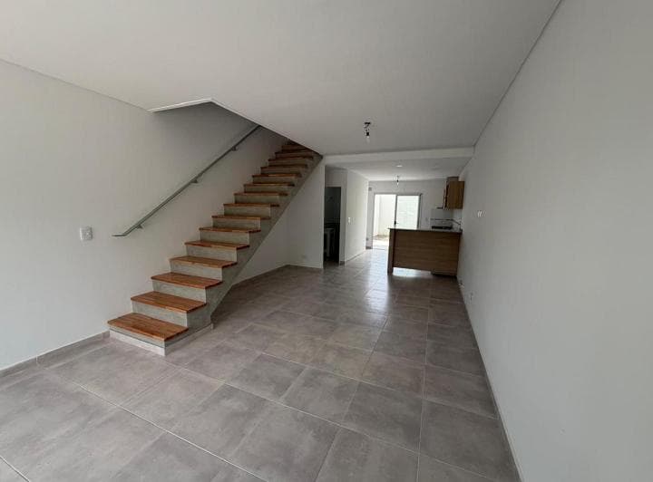 Duplex Tres Ambientes, a Estrenar, en Venta. Ituzaingo Norte - 2