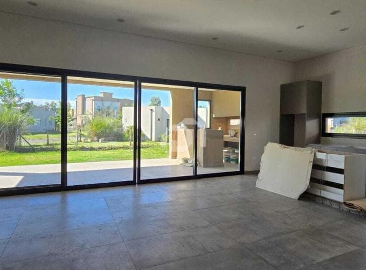 Casa en Venta en Santo Tomas, Derqui, Pilar - 2