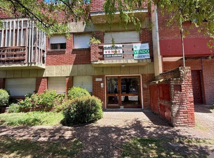 Departamento de 3 Ambientes a La Calle, Para Refaccionar. en Venta, Mar del Plata - 4