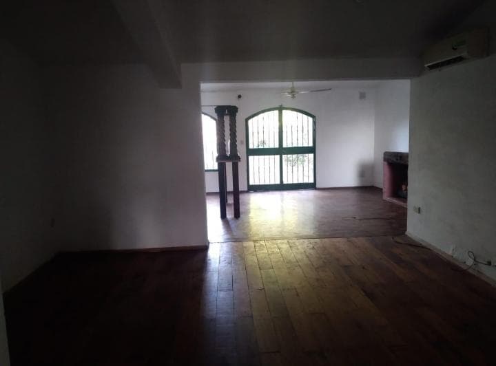Venta Casa 3 Dorm. Quintas de Arguello - 4