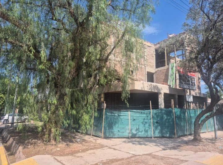 Adyacente Parque San Vicente y Av San Martin - Oportunidad Inversión - 4