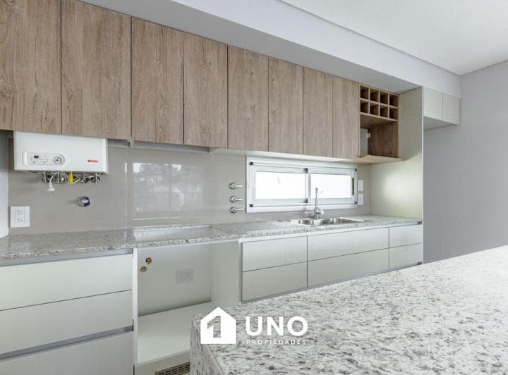 Amplio Semipiso de 3 Dorm. con Patio Exclusivo, Amenities y Entrega Inmediata. Cochera Disponi - 4