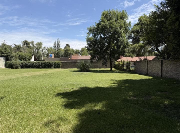 Terreno en Venta 525 m² en Barrio Los Troncos, Funes - 2