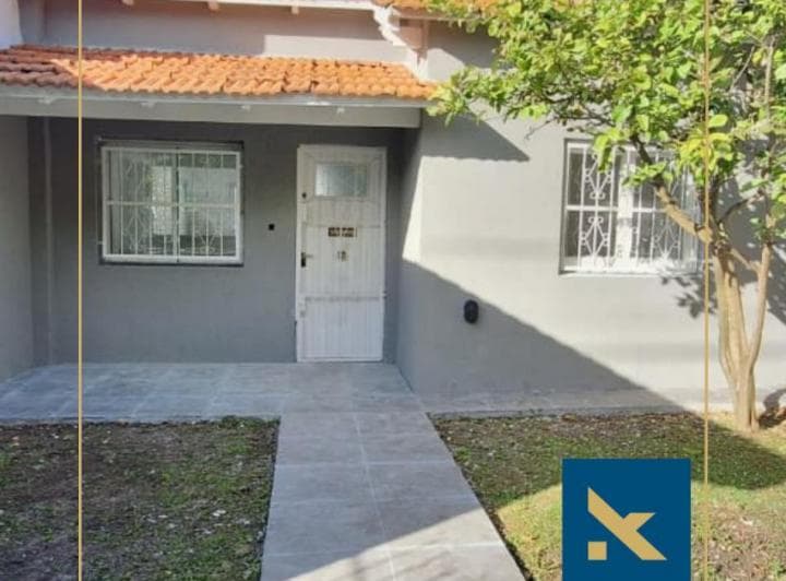Casa Reciclada en Venta - F. Acosta Al 5000 - 2