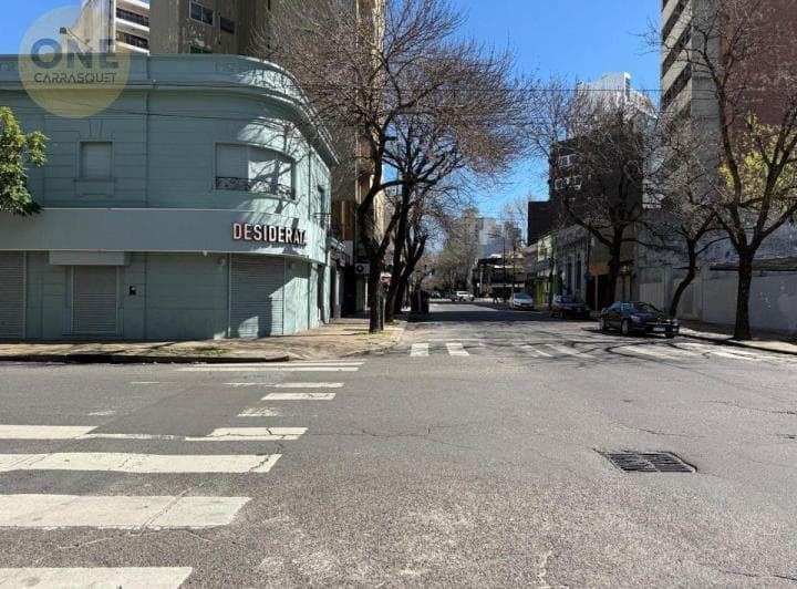 Local Comercial en Esquina – Calle 10 y 48, La Plata - 5