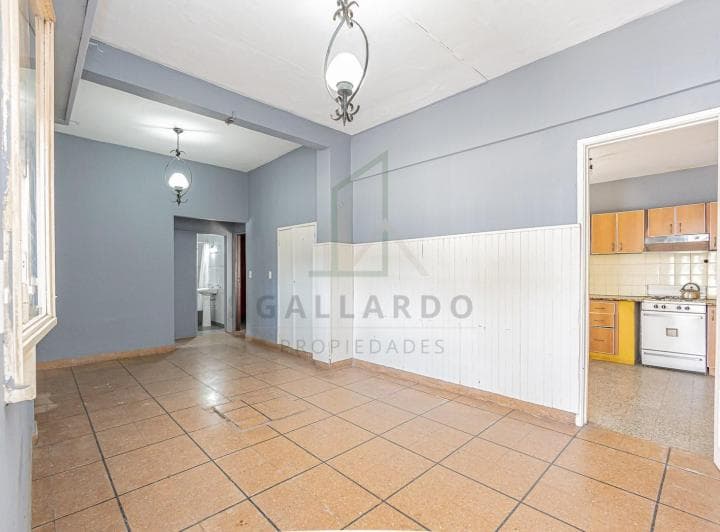 Casa en Venta en Caseros, Tres de Febrero, G. B. a. Zona Oeste - 2