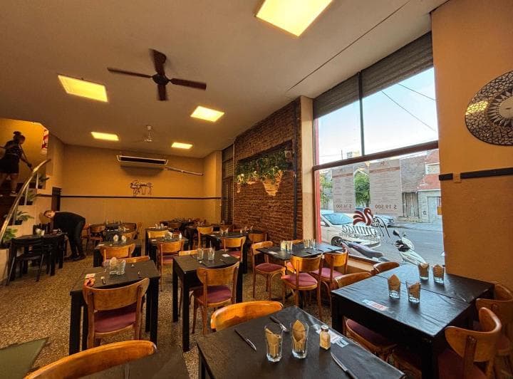 Local Comercial Gastronómico en La Perla en Venta - 4