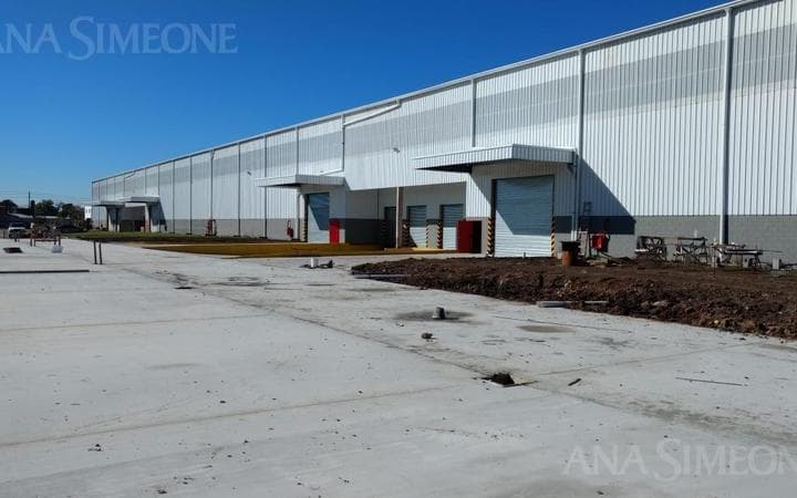 Nave Industrial - Alquiler - Garin - 2