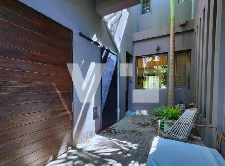 Oportunidad en El Atardecer: Casa con 3 Dorm., Galería y Jardín - 3