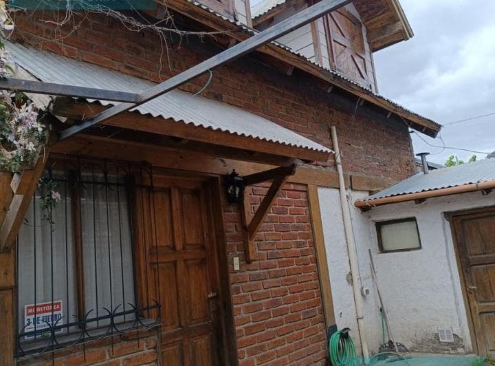 Casa Ubicada en El Barrio Vega Maipú - 2