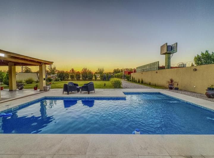 Oportunidad · Casa · 1 Dormitorio · Pileta · San Miguel del Monte - 3