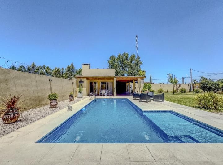 Oportunidad · Casa · 1 Dormitorio · Pileta · San Miguel del Monte - 4