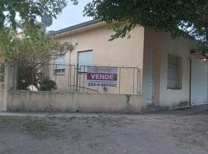 Casa 3 Amb. + PH 2 Amb. en Venta Mar del Plata - 2