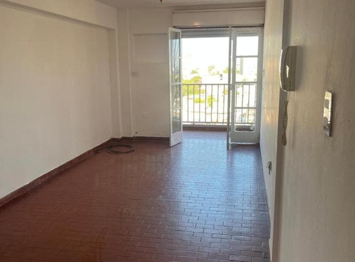 Departamento en Venta – 8° Piso Al Frente - 2
