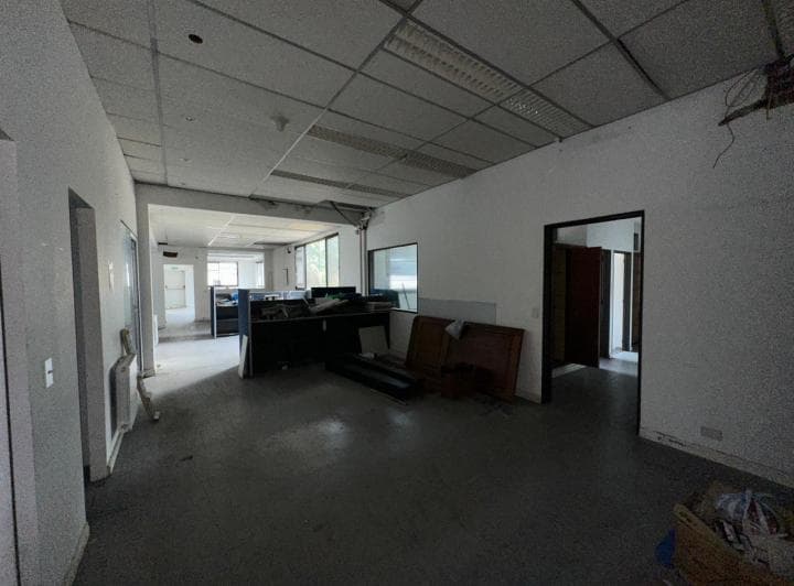 Oficinas en Alquiler - 868 m² - Lote Propio Sin Expensas - 15 Cocheras. - 3
