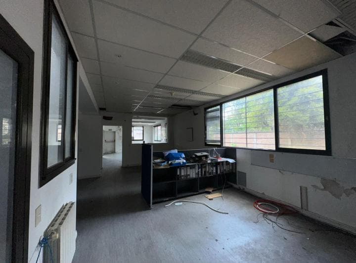 Oficinas en Alquiler - 868 m² - Lote Propio Sin Expensas - 15 Cocheras. - 2