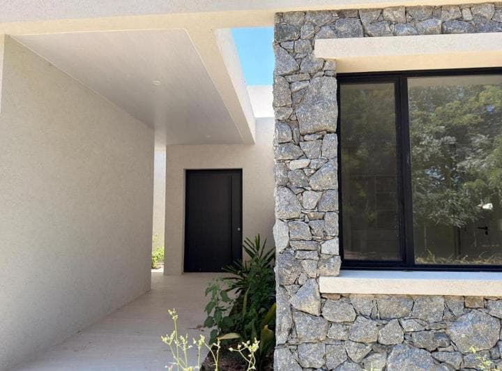 Casa Moderna a Estrenar en Venta en La Concepcion Lujan Apta - 3