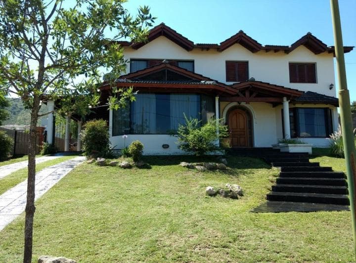 En Venta Casa en El Dorado 1 Villa Carlos Paz - 2
