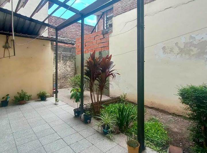 Venta - Casa de 4 Dorm. con Cochera - Barrio Belgrano, Rosario. Apto Crédito. - 3