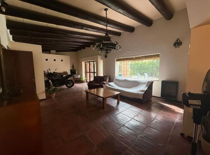 Casa Apto Profesional en Venta en Vistalba | 1300 m² Terreno | Zcm3 Sin Expensas - 4