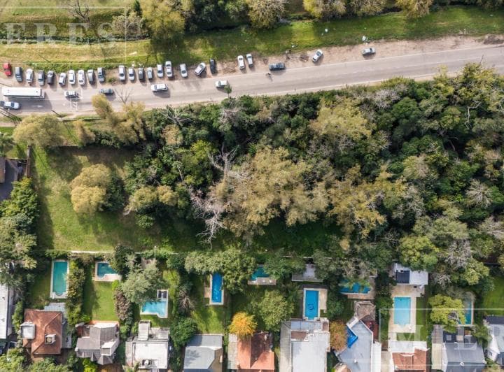 Excelente Terreno Comercial en Venta - 4