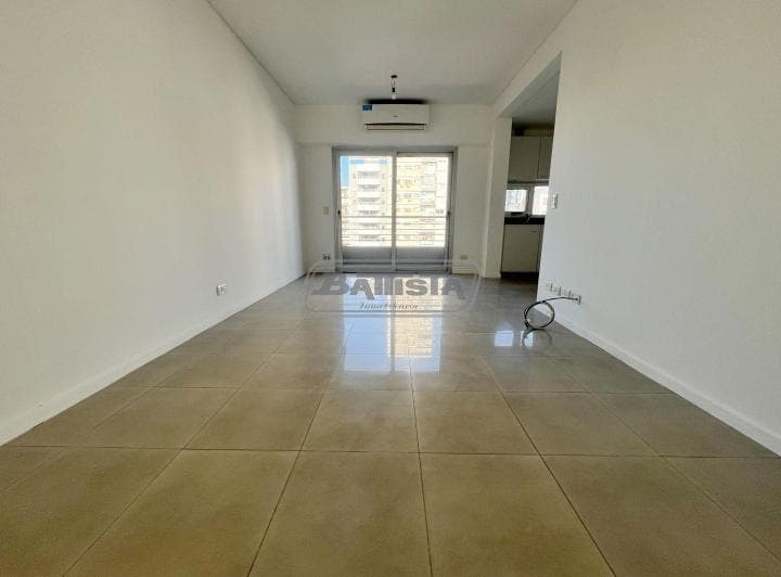 Departamento 2 Ambientes. | San Lorenzo Al 100 - 2