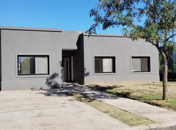 Casa en Venta, 4 Ambientes, en Barrio Islas, El Cantón, Escobar, Gba Norte - 2