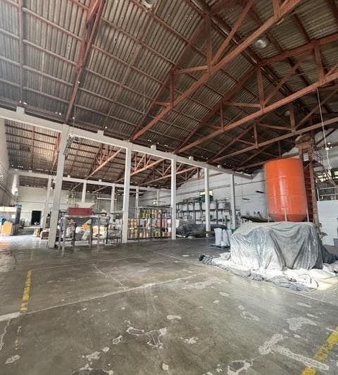 Se Vende Predio con Galpones y Oficinas en Godoy Cruz - Mendoza - 5
