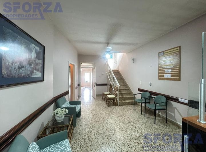 Venta Casa/consultorio en San Miguel Excelente Ubicación - 3
