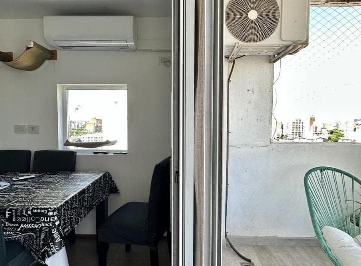 Venta Departamento Piso Exclusivo Dos Dorm. Comodín con Balcón en Zona Abasto - 3