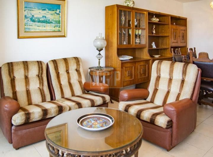 Vende Apto de 2 Dorm. con Vista Al Mar en Punta del Este - 3