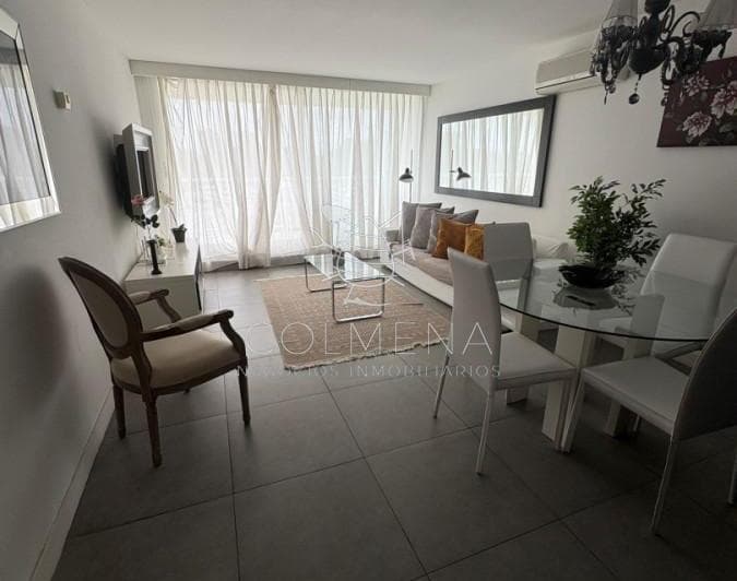 1 Dormitorio de Lujo Frente Punta a Shopping Servicio Playa - 2