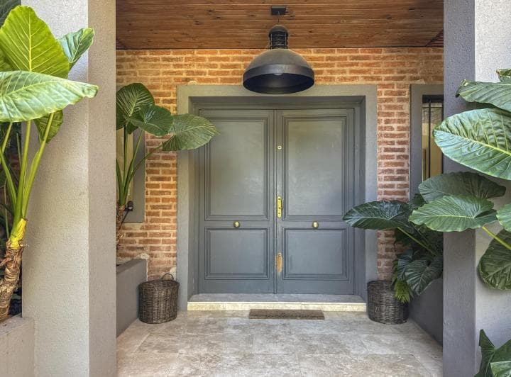 Casa en Venta, 5 Dorm. en Las Lomas de San Isidro, con Parrilla y Escritorio - 4