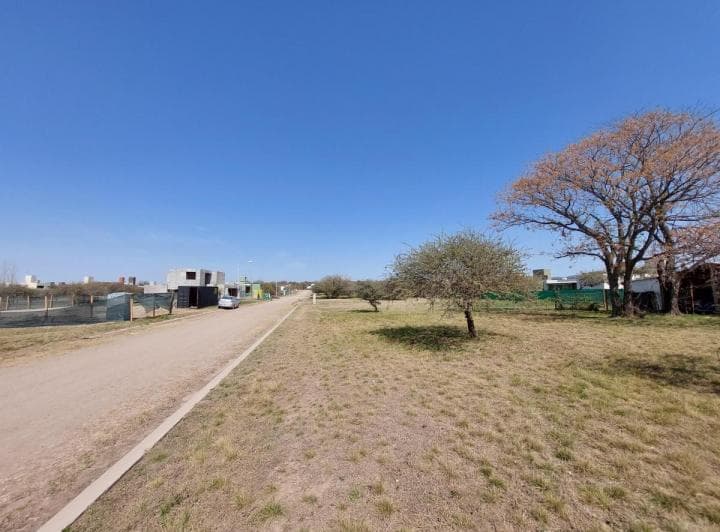 Lote en Venta Barrio Bela Vista Rio Ceballos 700 m² - 2