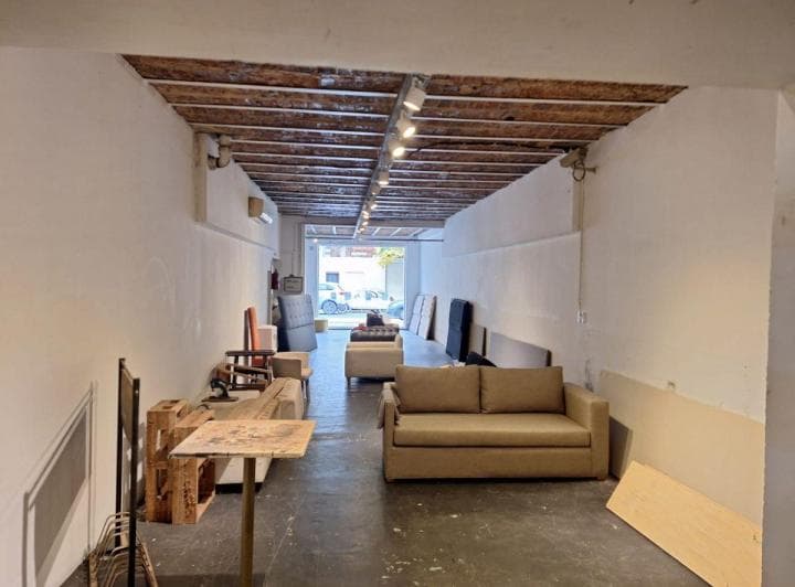 Local Comercial, 240 m. Oficina, 3 Baños y Entrepiso, Sin Expensas, Excelente Zona Outlet - 3