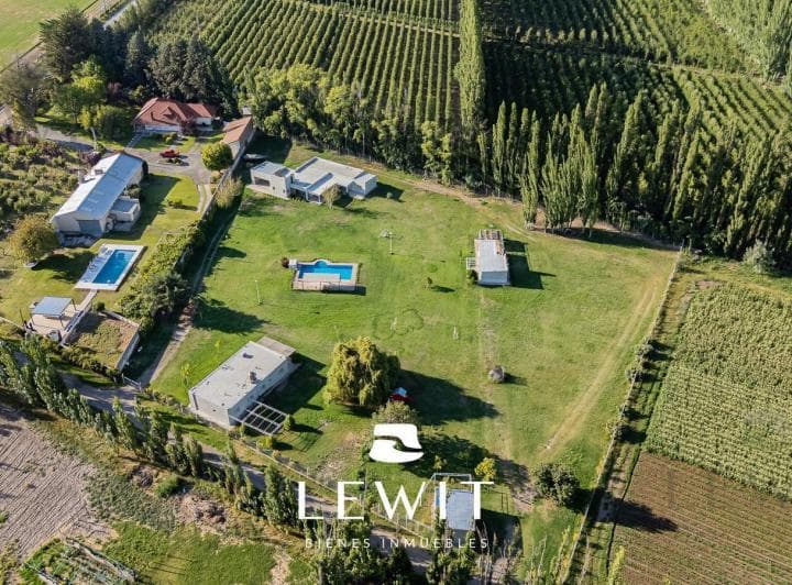 Venta Casa Quinta | Lote 5 Ha | Casa Principal Mas 3 Viviendas | Centenario | Neuquén - 2