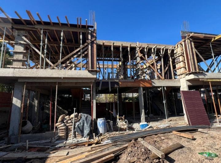 Venta Complejo de Duplex Premium Pozo 4 Ambientes a Estrenar Ituzaingó Norte - 3