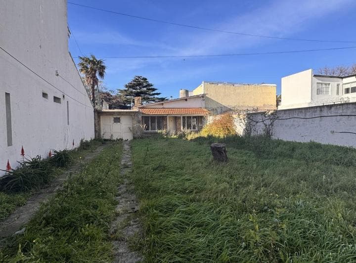 Terreno en Villa Primera - 2