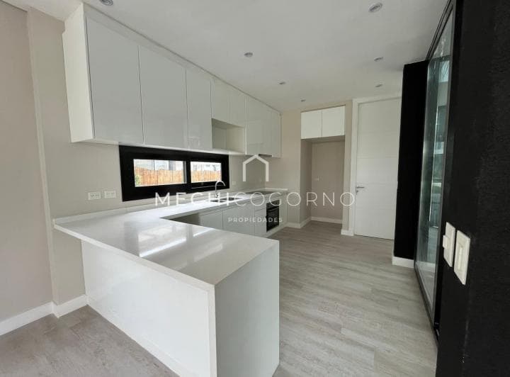 Casa 4 Dorm. Venta en Castaños, Nordelta - 4