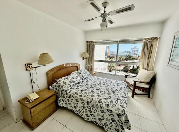 Departamento en Venta de 2 Dorm. en Torre Triangulo, Punta del Este - 5