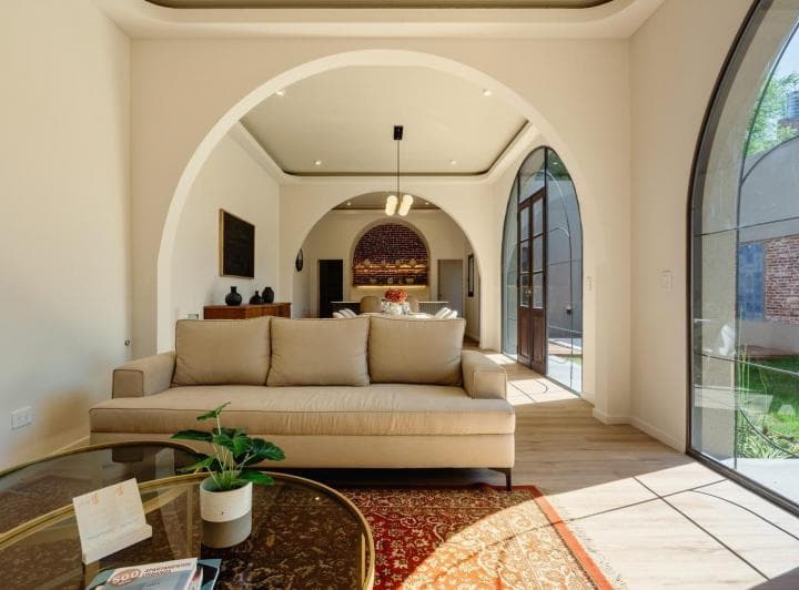 Casa de Tres Dorm. Venta Piscina, Patio y Terraza Exclusivos Lourdes Rosario - 2