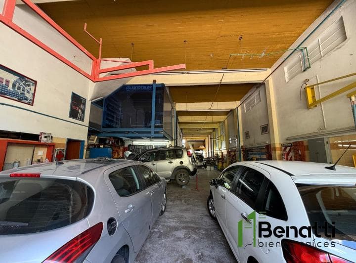 Venta en Block. Galpón + Departamento 3 Ambientes. - 5