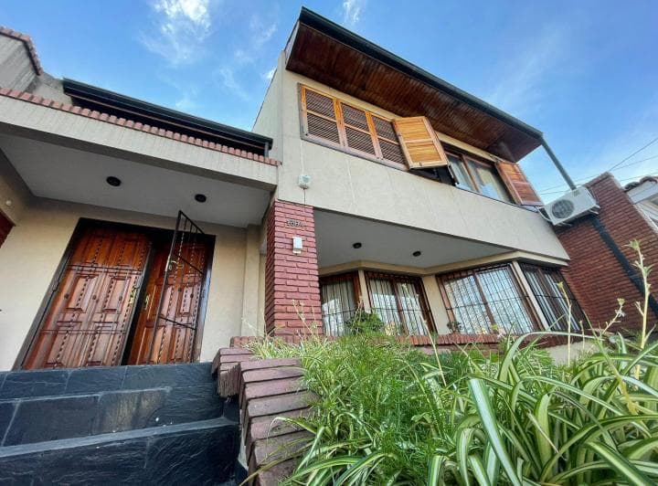 Chalet en Venta 5 Amb - Castelar Norte - 2
