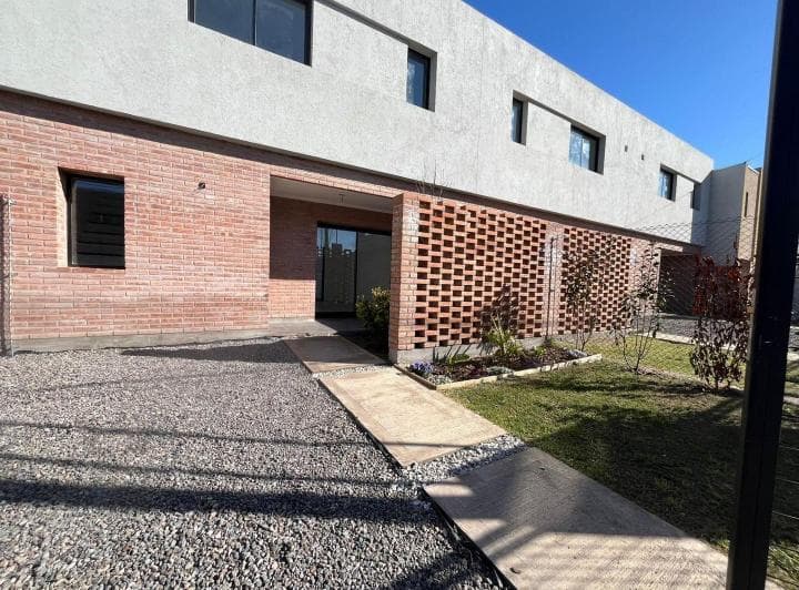 En Venta - Casa Dúplex a Estrenar en Tierra Nueva–fisherton - 5